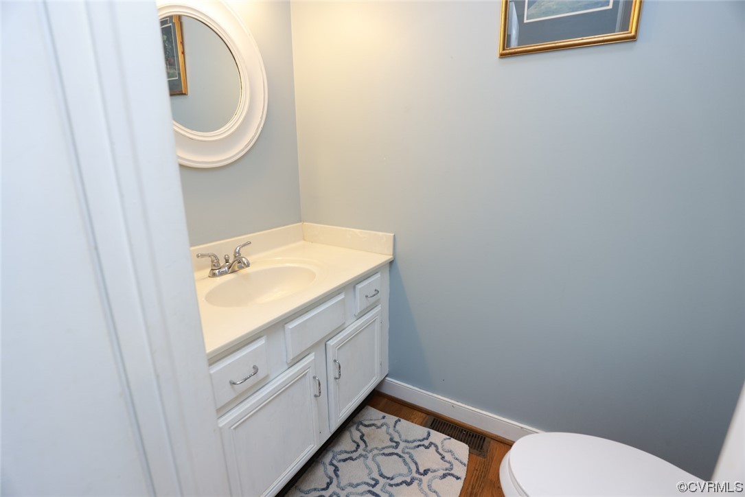 6312 Walnut Bend Ter