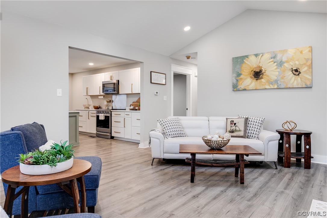 13831 Village Ridge Dr