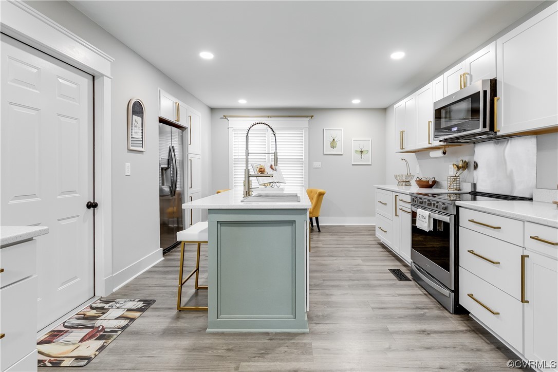 13831 Village Ridge Dr