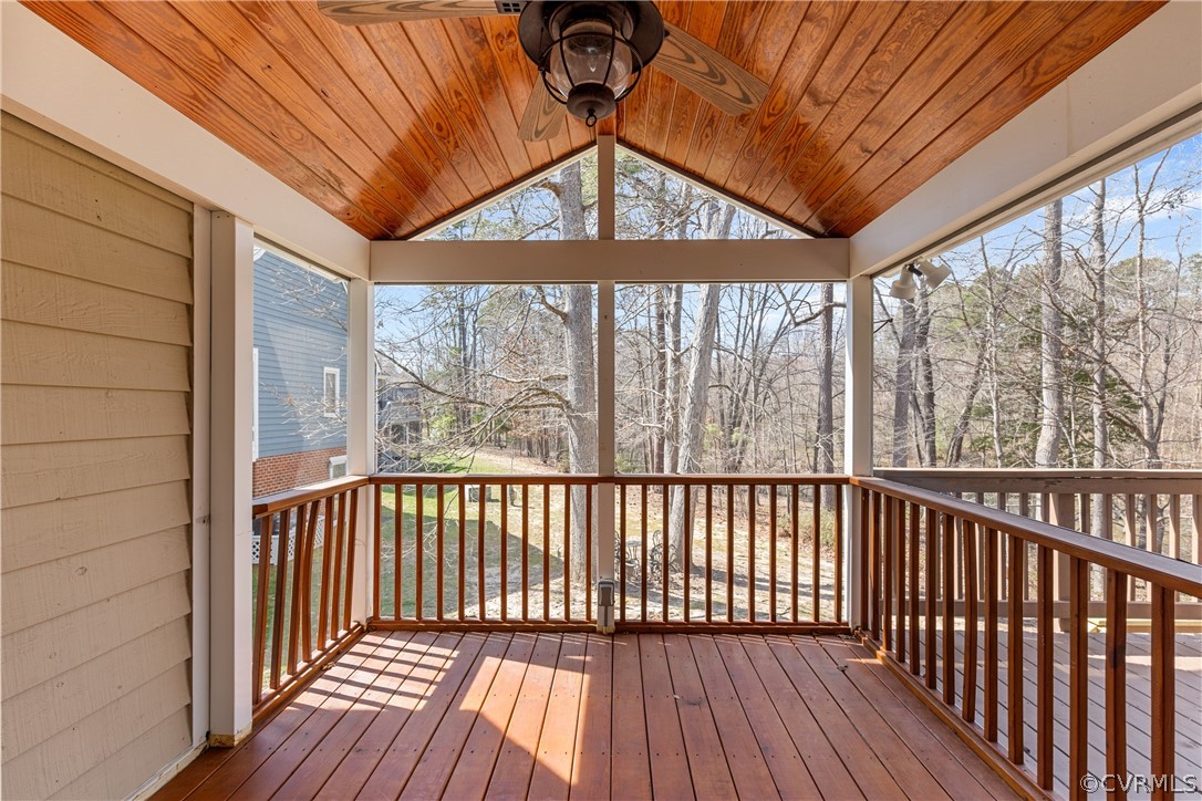 14718 Boyces Cove Dr