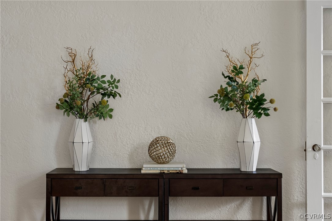 2810 Kensington Ave Unit#6