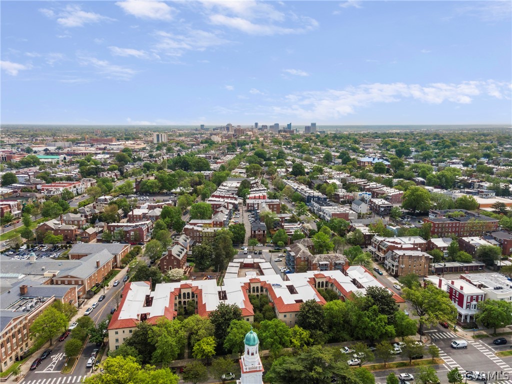 2810 Kensington Ave Unit#6