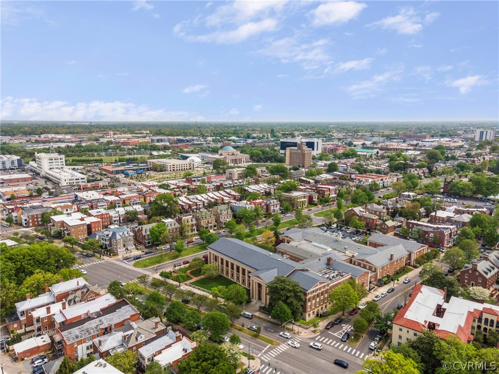 2810 Kensington Ave Unit#6