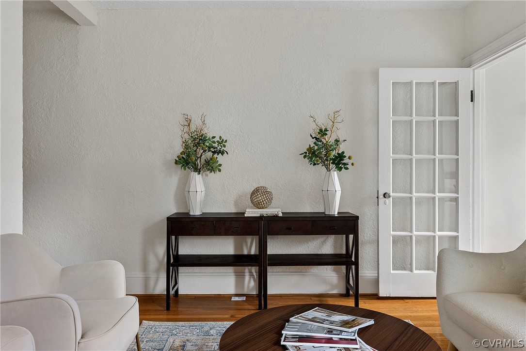 2810 Kensington Ave Unit#6