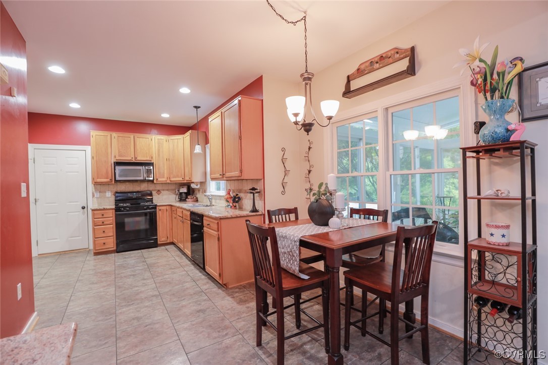 15150 Whispering Springs Ln