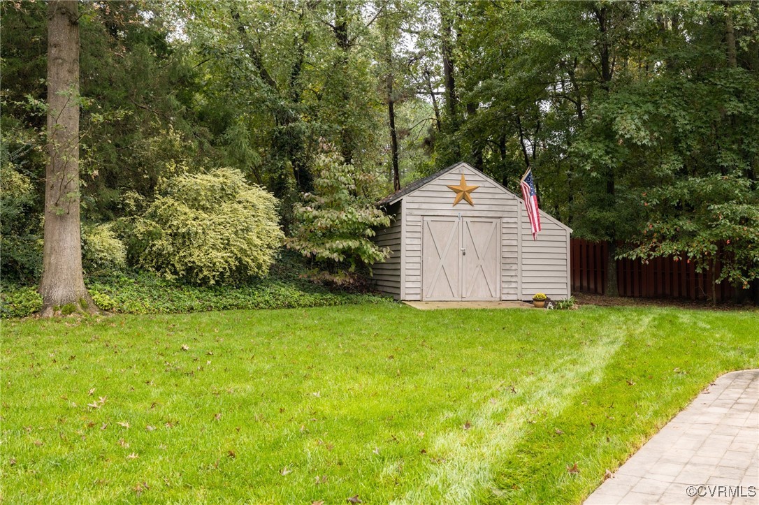 2804 Autumn Woods Cir