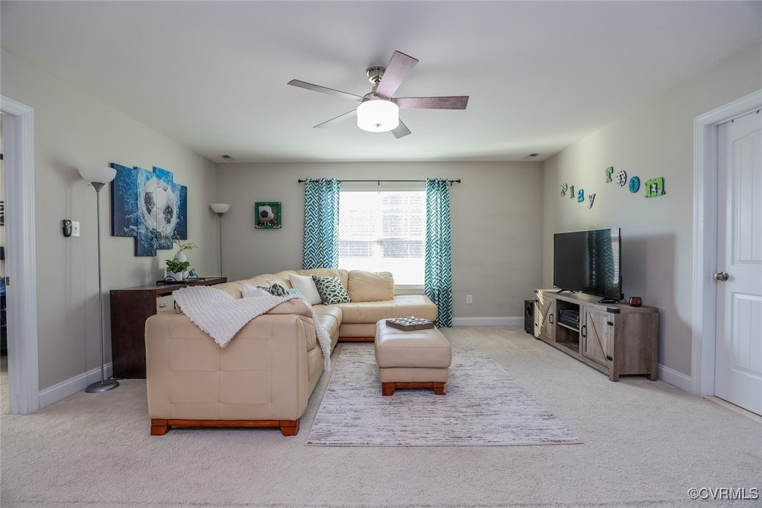 16713 White Daisy Loop