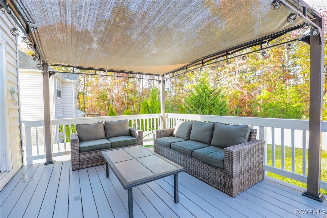 16713 White Daisy Loop