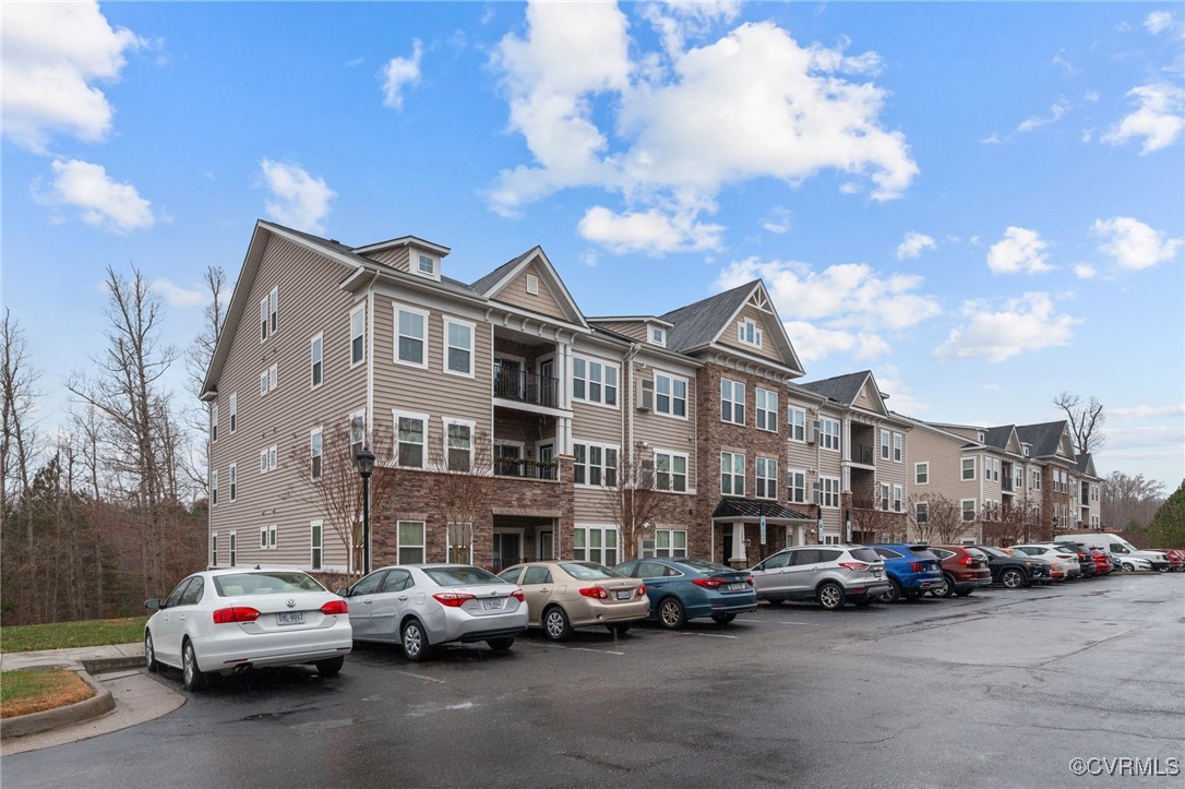 1220 Westwood Village Ln Unit#402