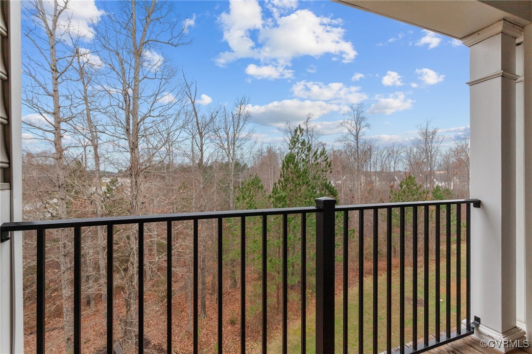 1220 Westwood Village Ln Unit#402