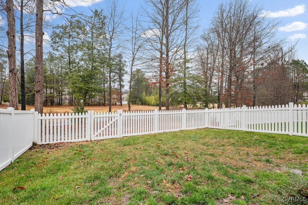 1513 Providence Knoll Dr