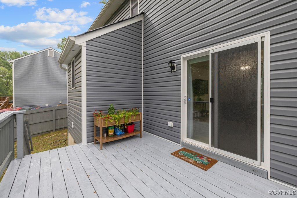 10207 Brightwood Ave