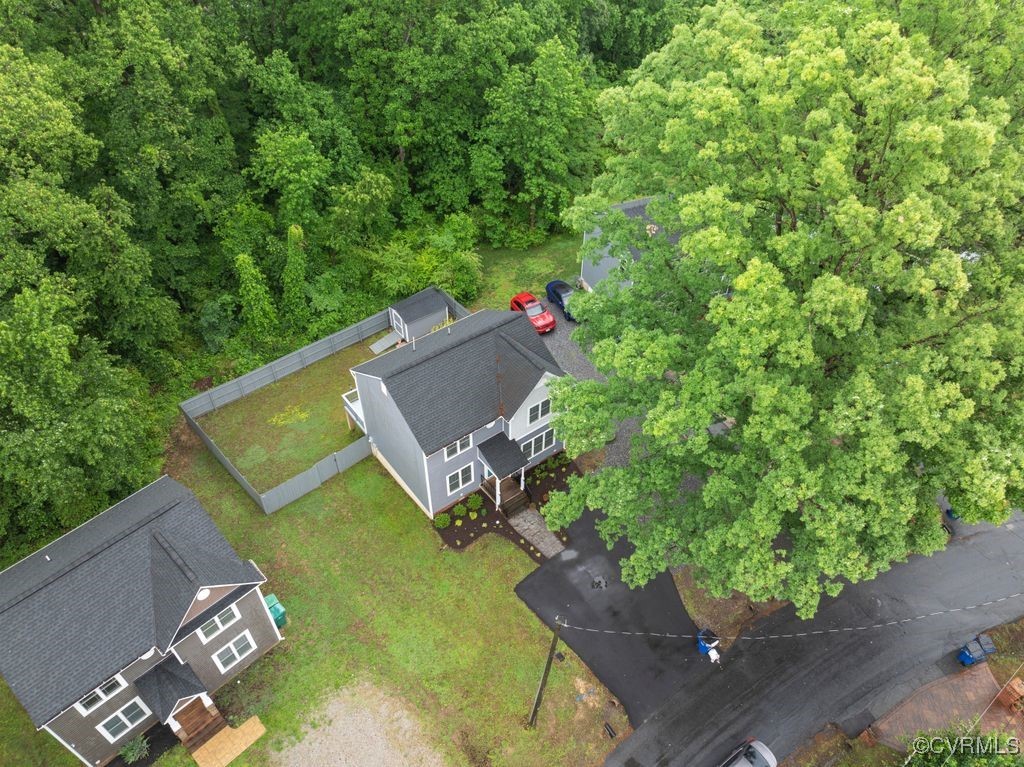 10207 Brightwood Ave