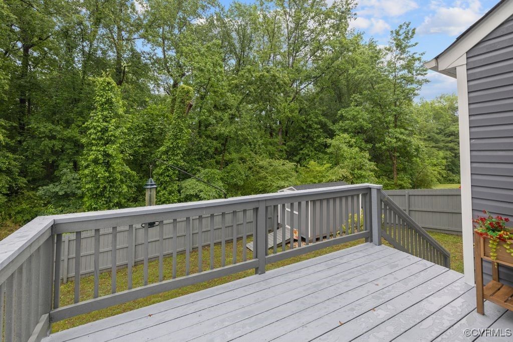 10207 Brightwood Ave