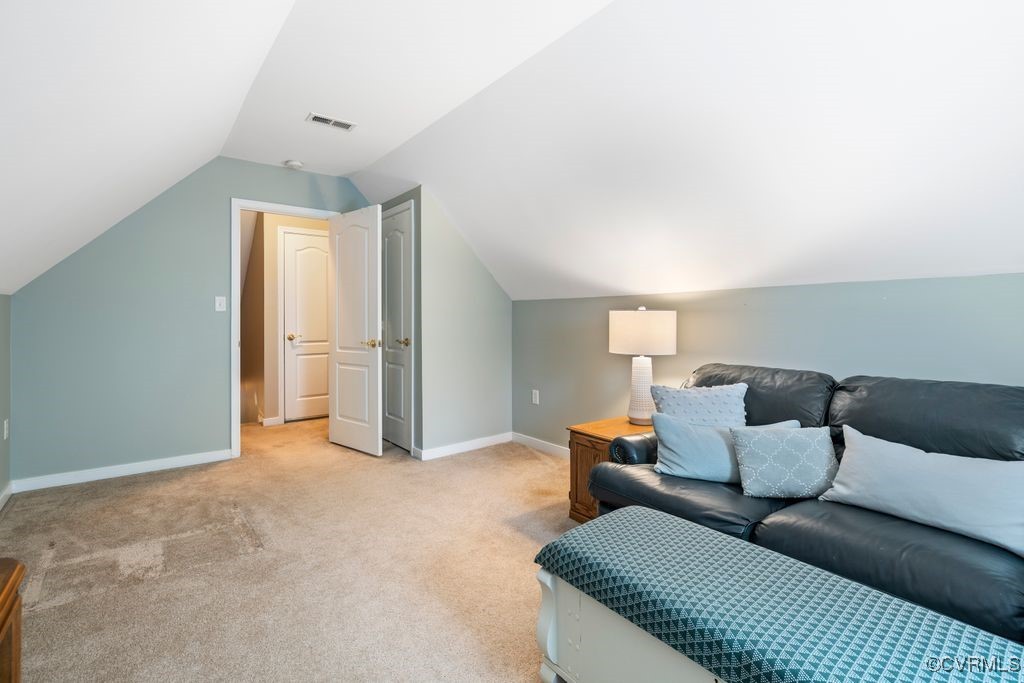 9213 Mission Hills Ln