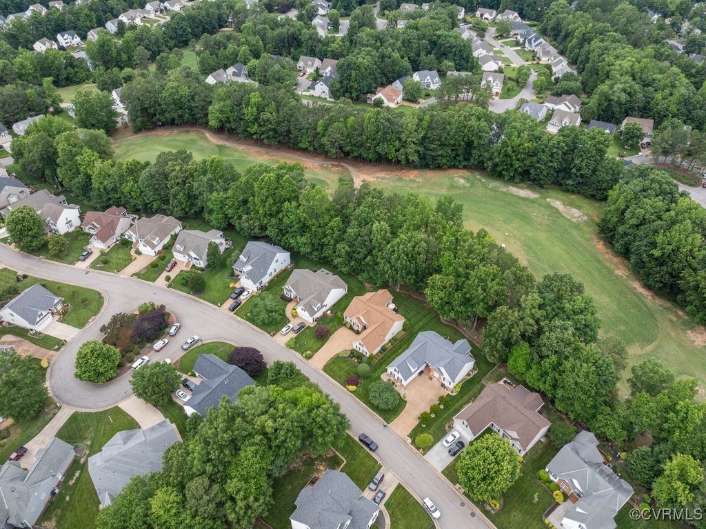 9213 Mission Hills Ln