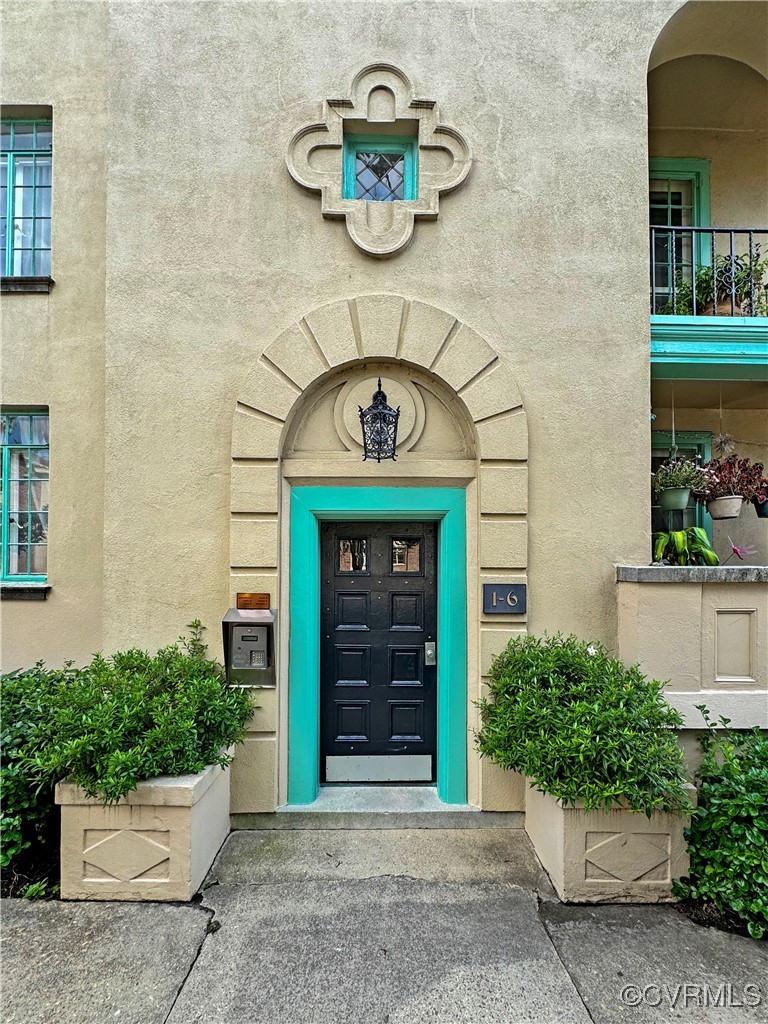 515 N Arthur Ashe Blvd Unit#U2