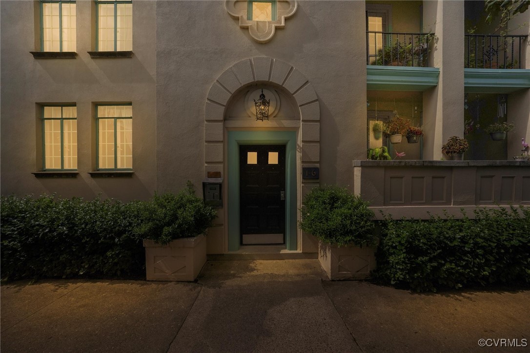 515 N Arthur Ashe Blvd Unit#U2