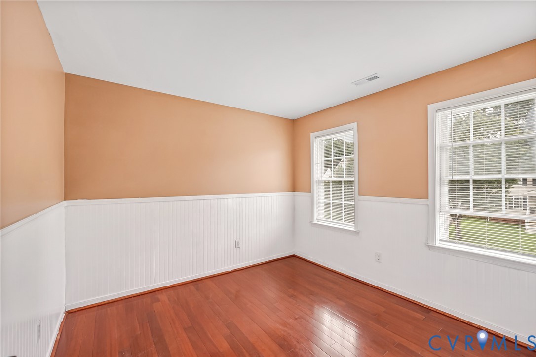 12136 Warfield Estates Dr