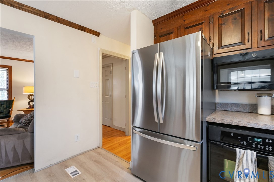 8196 Flannigan Mill Rd