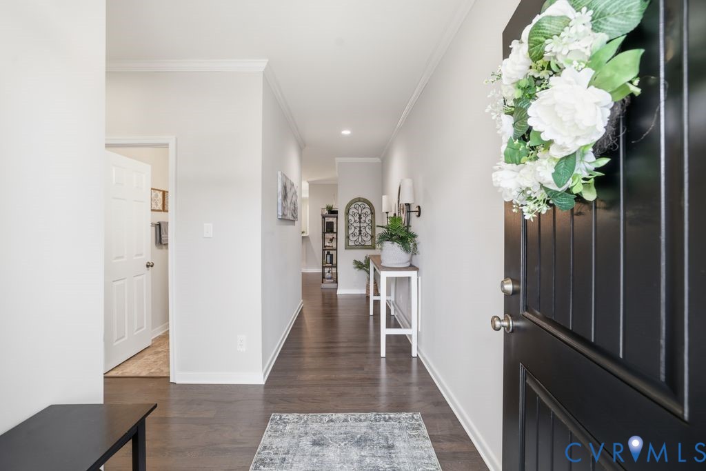 8725 Fishers Green Pl