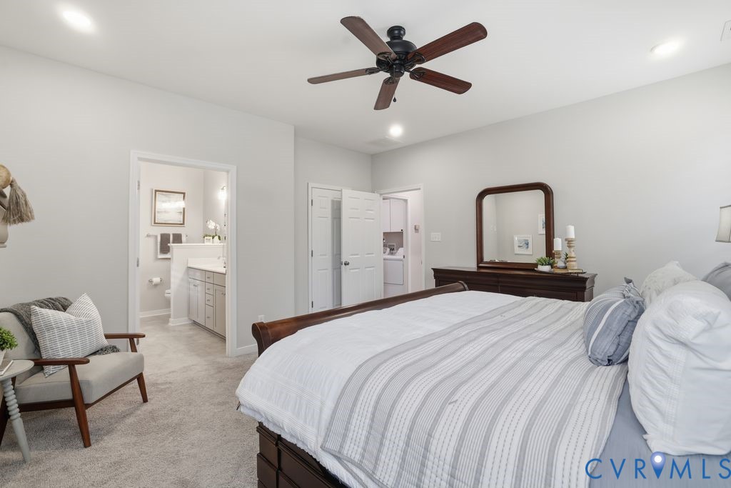 8725 Fishers Green Pl