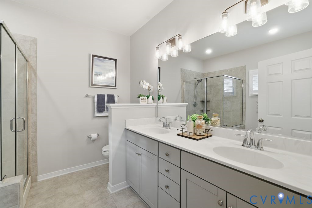 8725 Fishers Green Pl