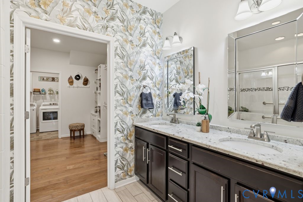 6811 Southwalk Hts
