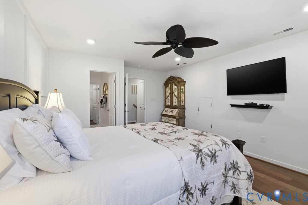 6811 Southwalk Hts