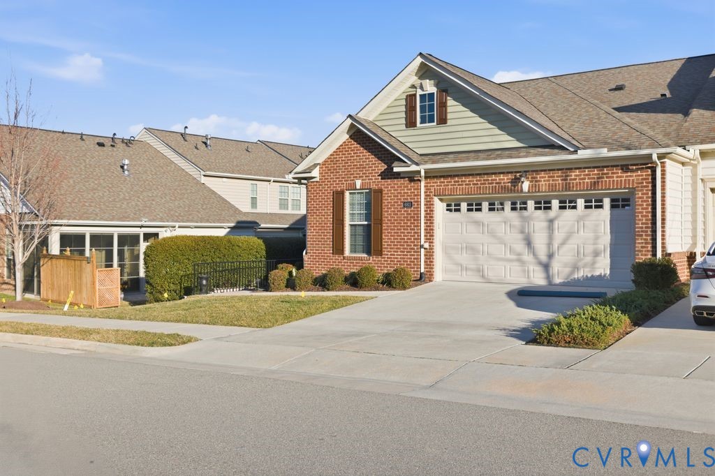 6811 Southwalk Hts