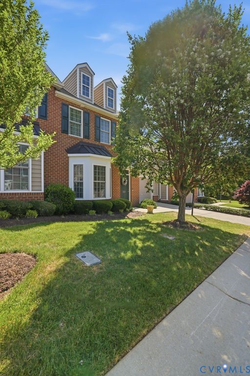 5425 Creek Heights Dr