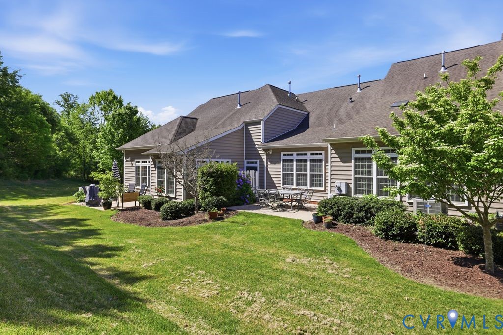 5425 Creek Heights Dr