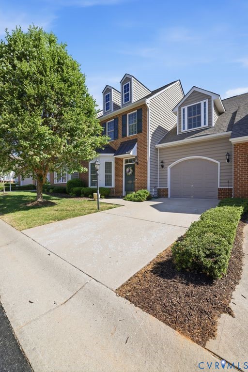 5425 Creek Heights Dr