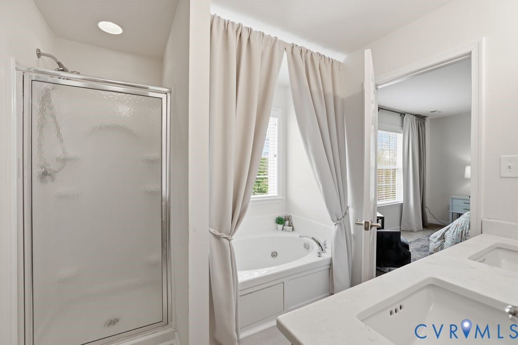 2453 Silver Lake Ter
