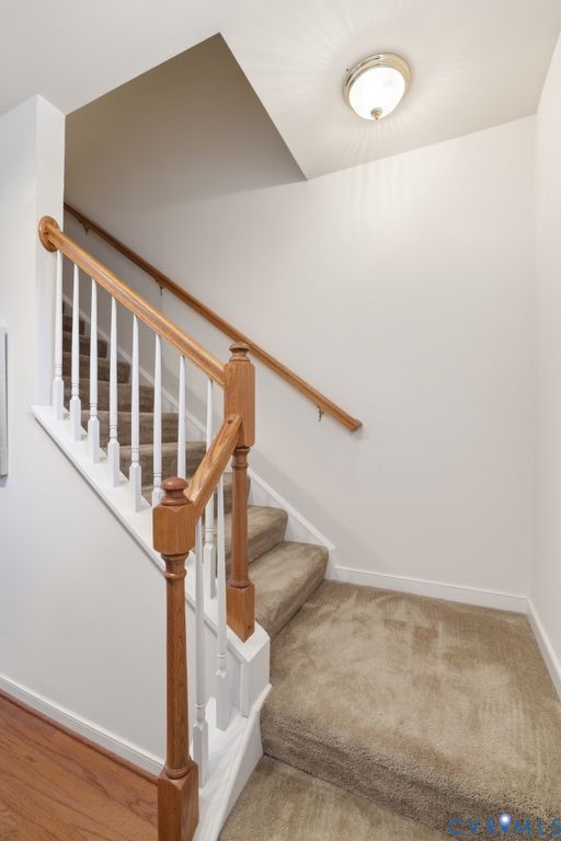 2453 Silver Lake Ter