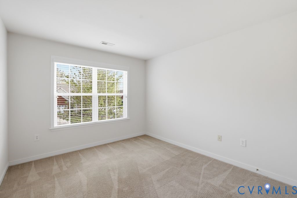2453 Silver Lake Ter