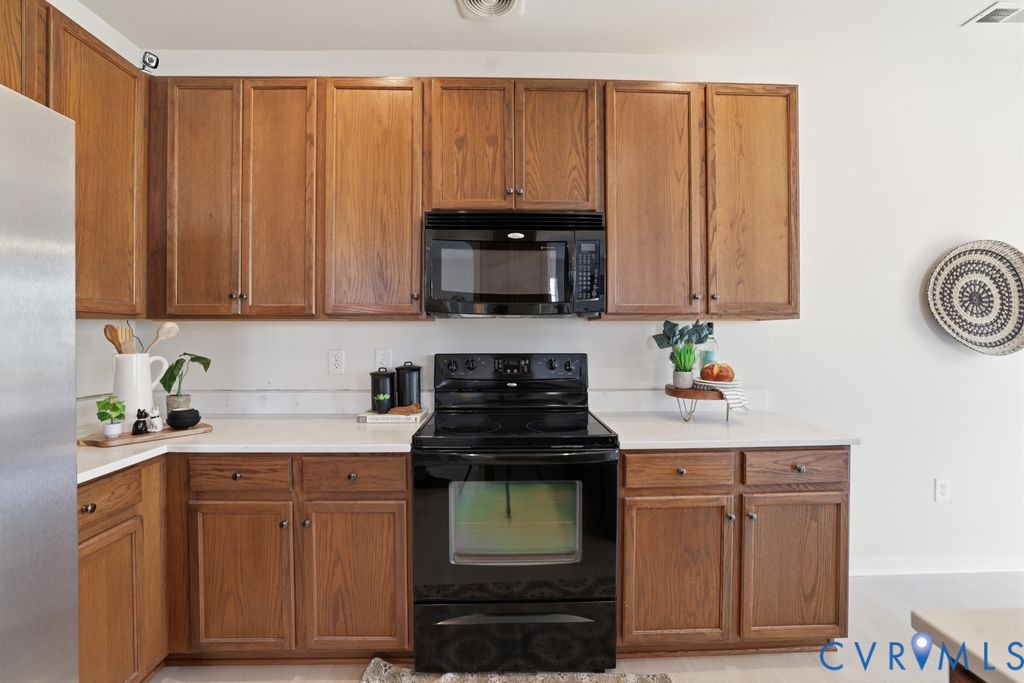 2453 Silver Lake Ter