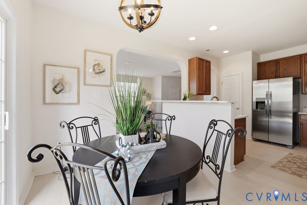2453 Silver Lake Ter