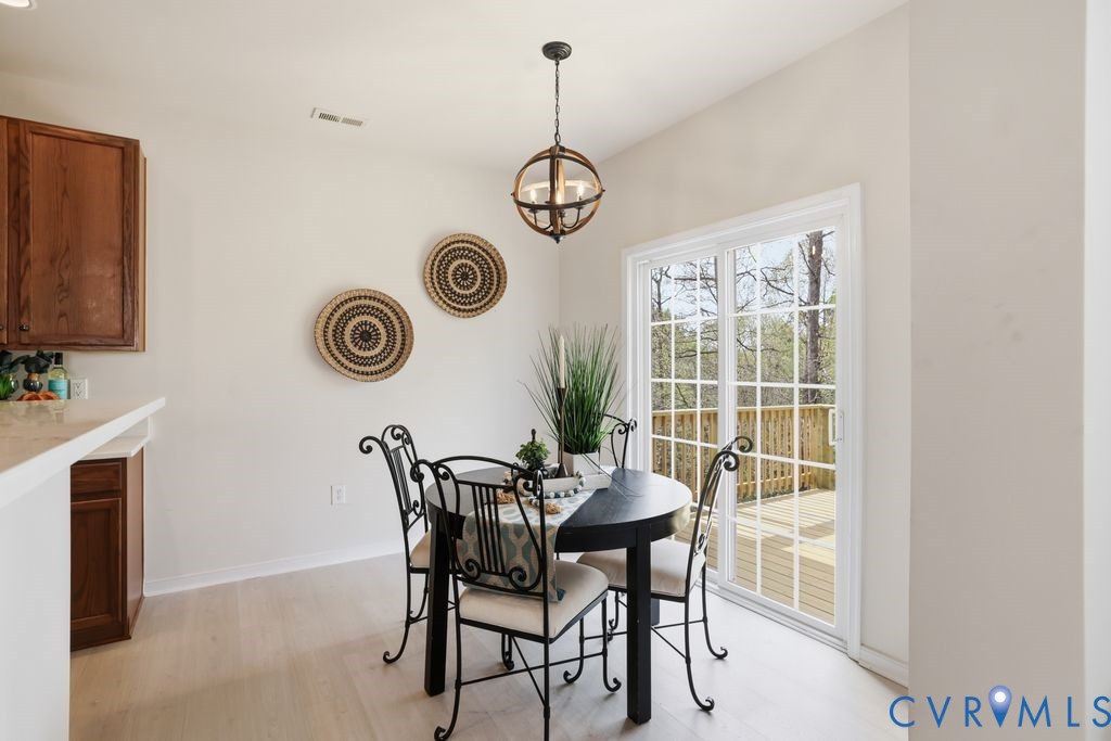 2453 Silver Lake Ter