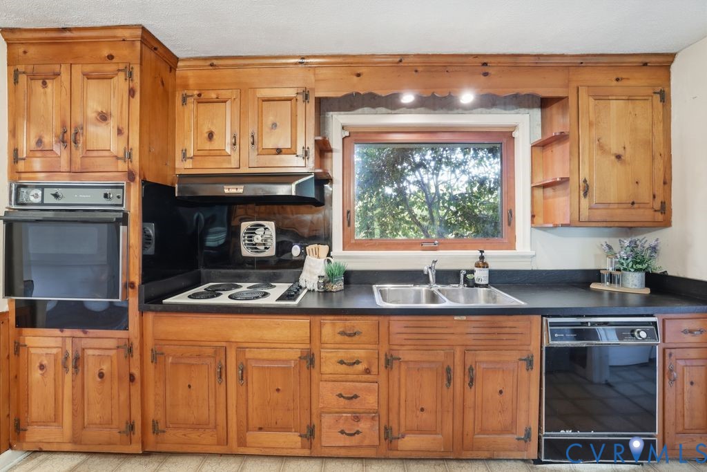 7523 Piney Branch Rd