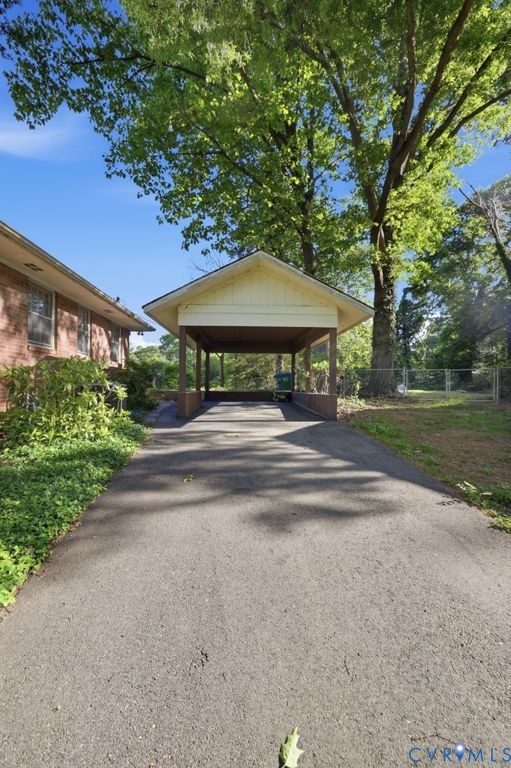 7523 Piney Branch Rd