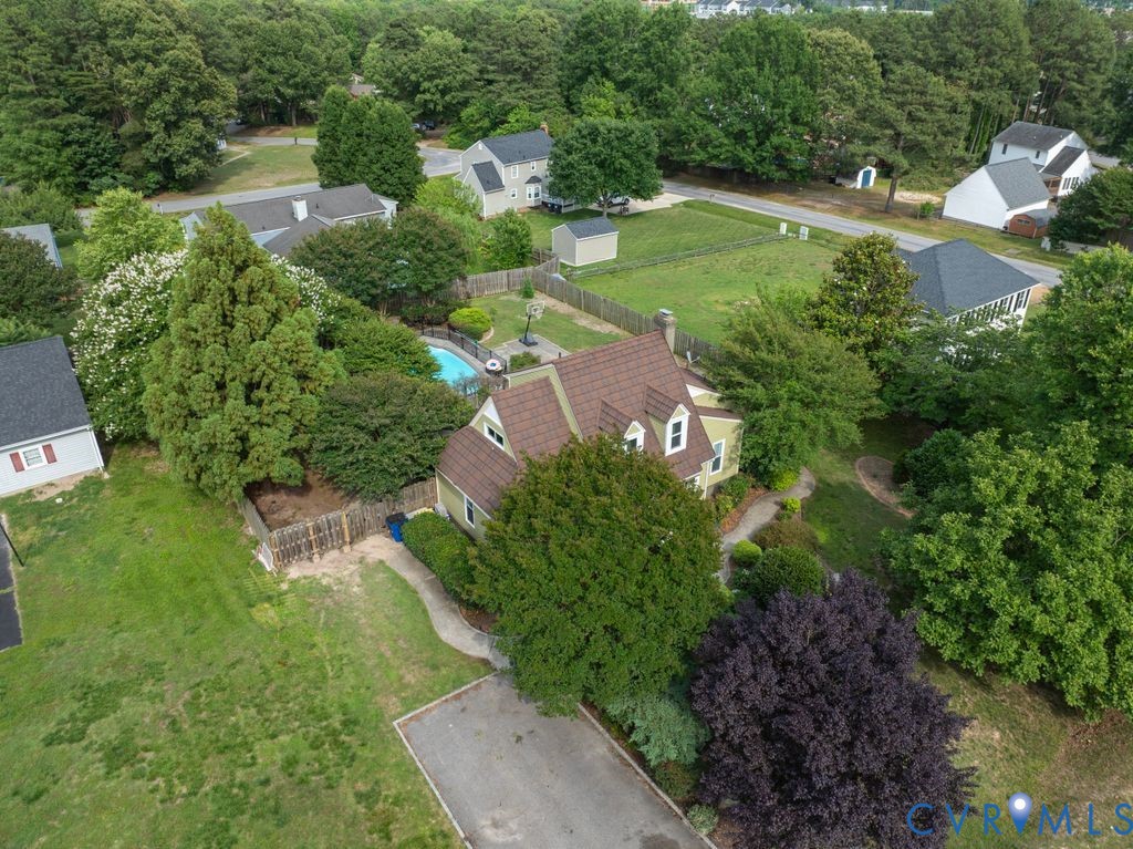 11721 Cedar Ln