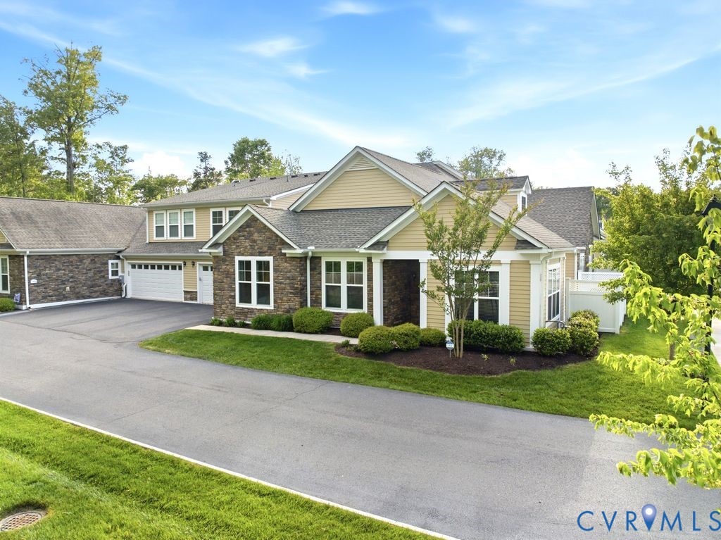 14603 Ashlake Manor Dr