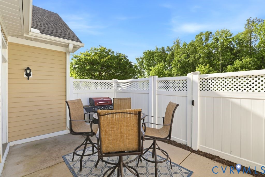 14603 Ashlake Manor Dr