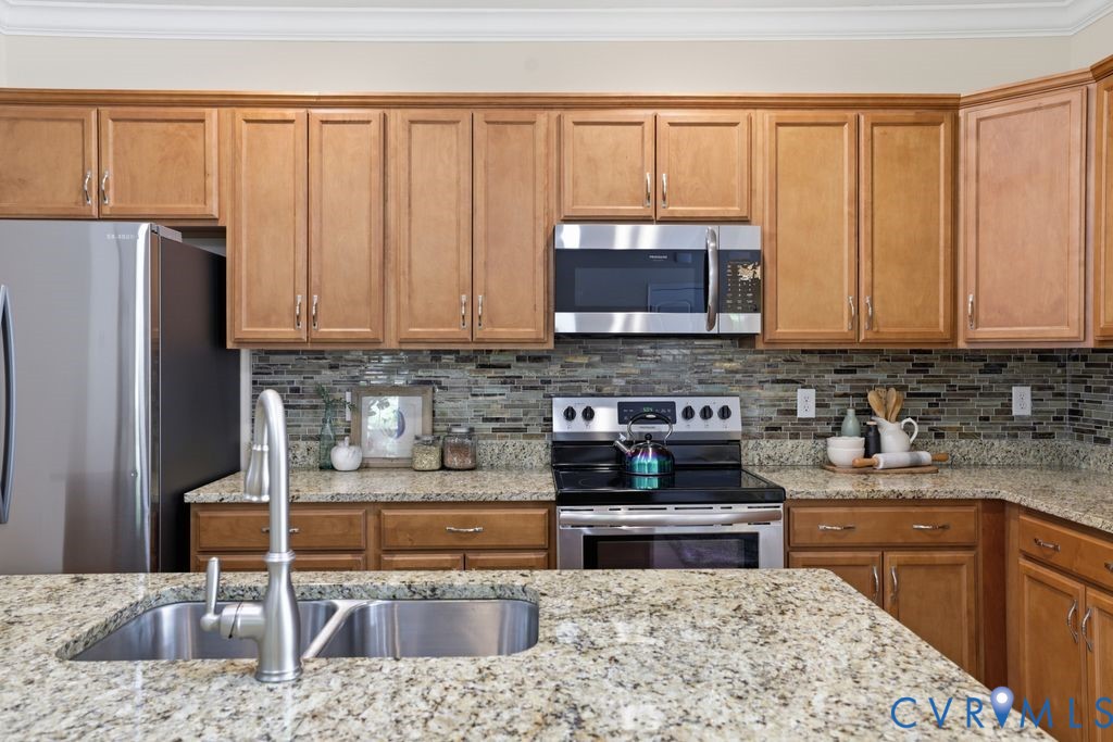 14603 Ashlake Manor Dr