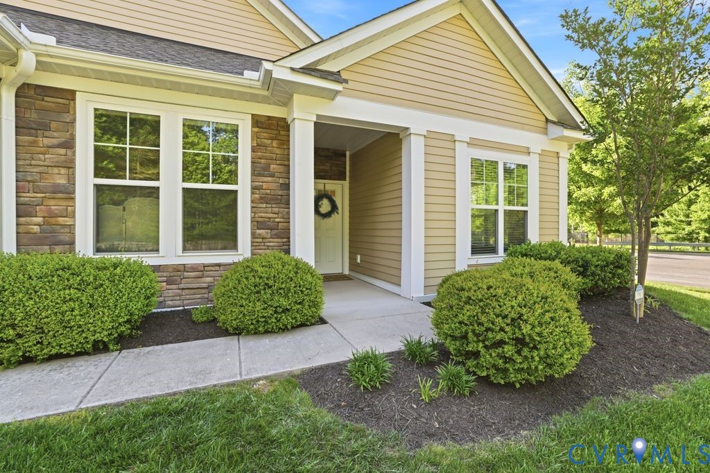 14603 Ashlake Manor Dr