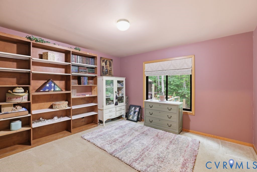 1061 Turkey Ridge Dr