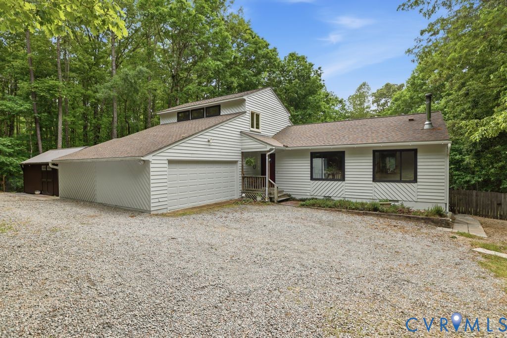 1061 Turkey Ridge Dr