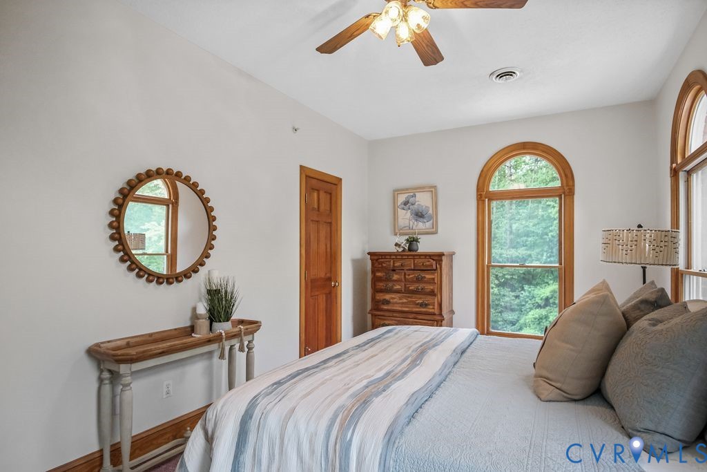 15204 Cypress Creek Ln