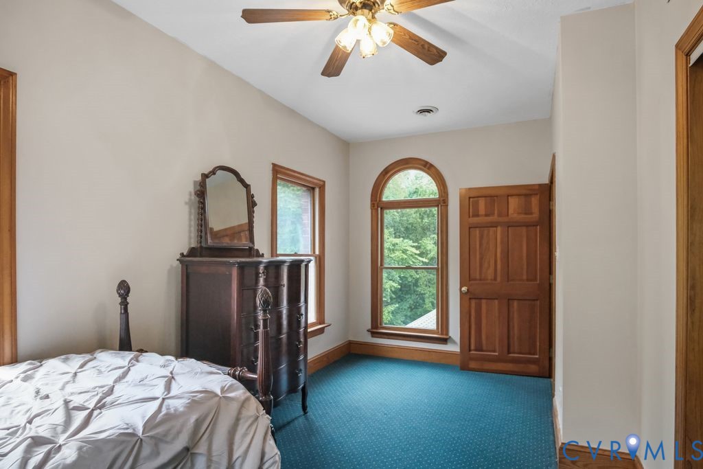 15204 Cypress Creek Ln